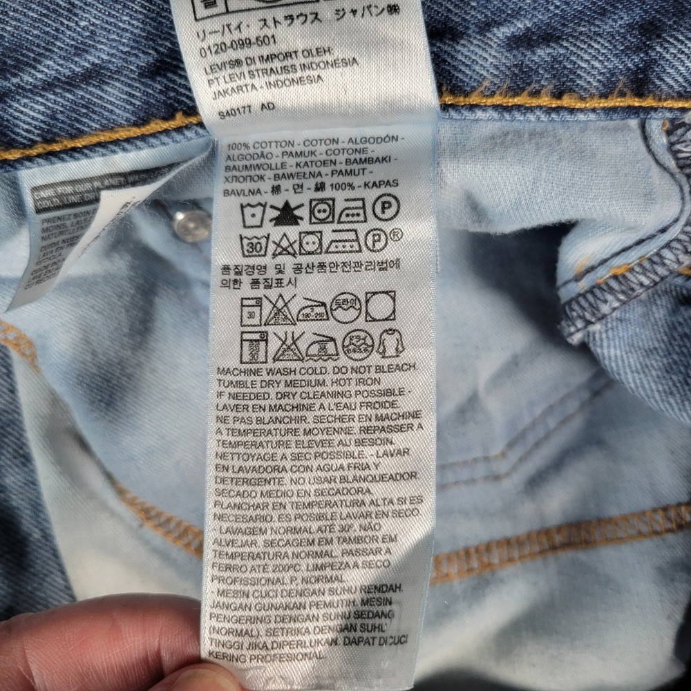 Levi's 550 Relaxed Jeans Mens 40x36 Blue Med Wash Tapered Leg Denim Distressed - Picture 9 of 16